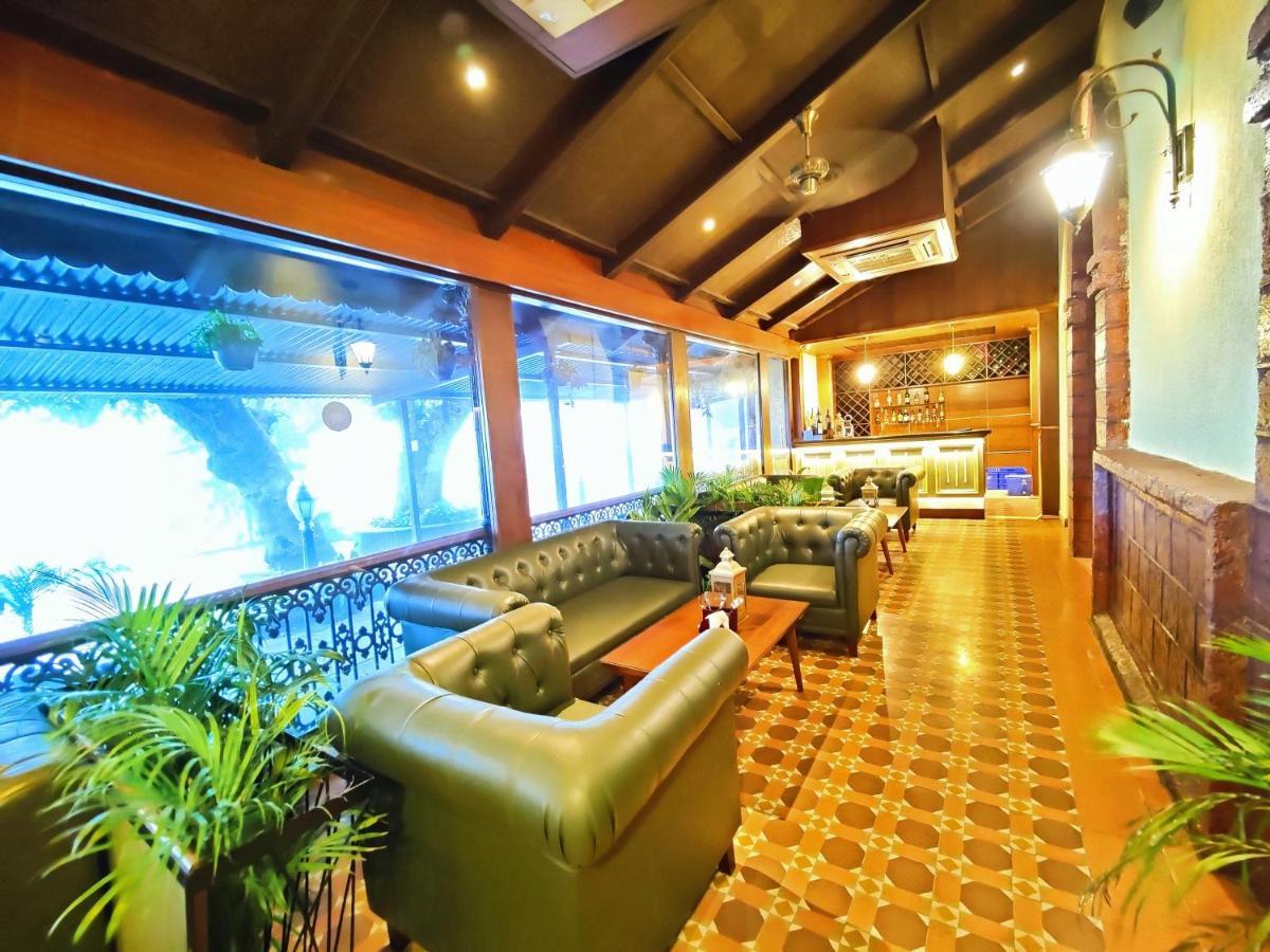 Hotel Regenta Mpg Club Mahābaleshwar Esterno foto