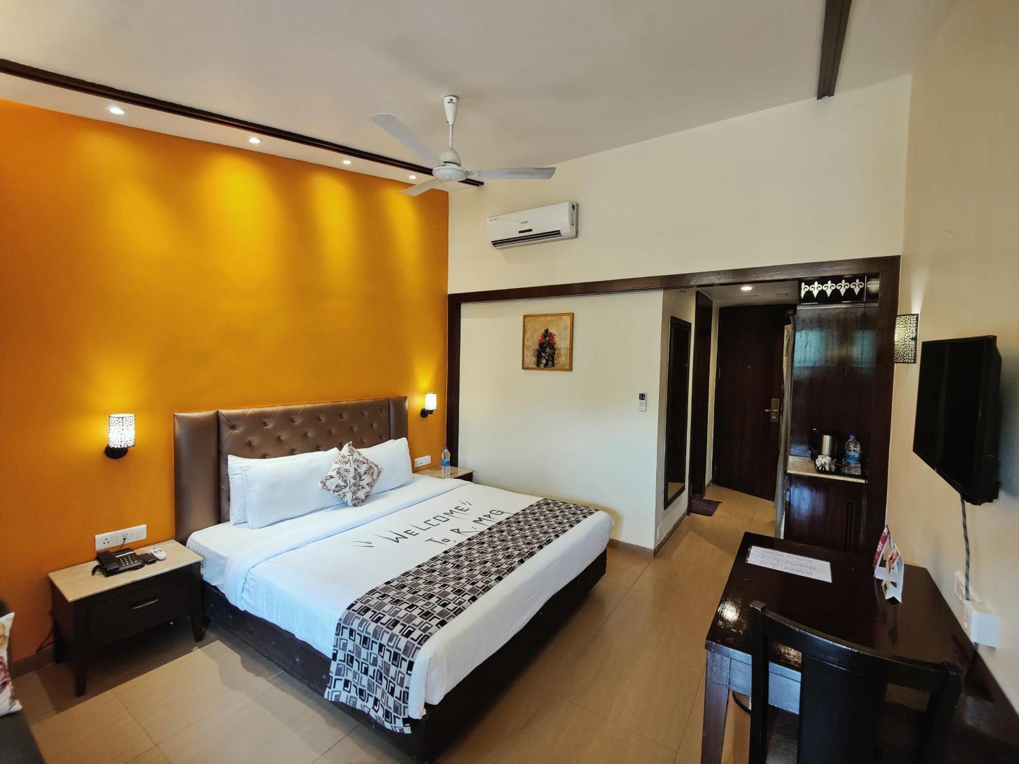 Hotel Regenta Mpg Club Mahābaleshwar Esterno foto